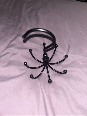 Black Metal Scarf & belt Hanger